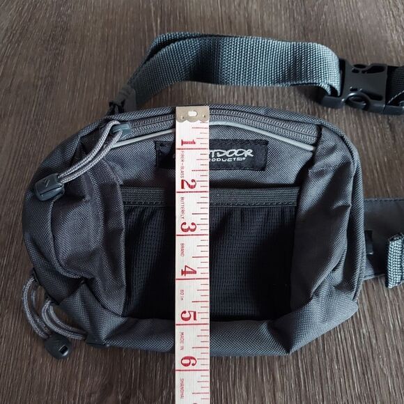 Outdoor Products Essential 2 Ltr Waist Bag Fanny Pack, Gray, Unisex, Polyester - Picture 8 of 9